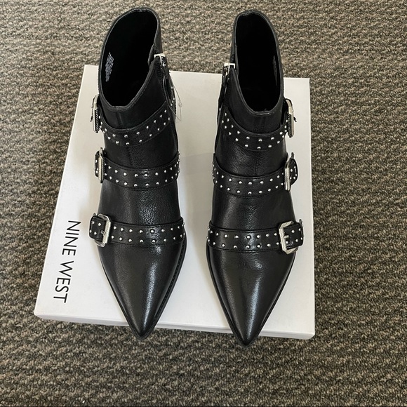 Stylish Booties - Picture 3 of 3